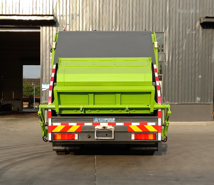 程力威牌CLW5041ZYS6型壓縮式垃圾車(chē)
